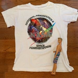 MENS NASA WHITE SHIRT AKADEMIKS COLOR SPACE HOUSTON MEDIUM
